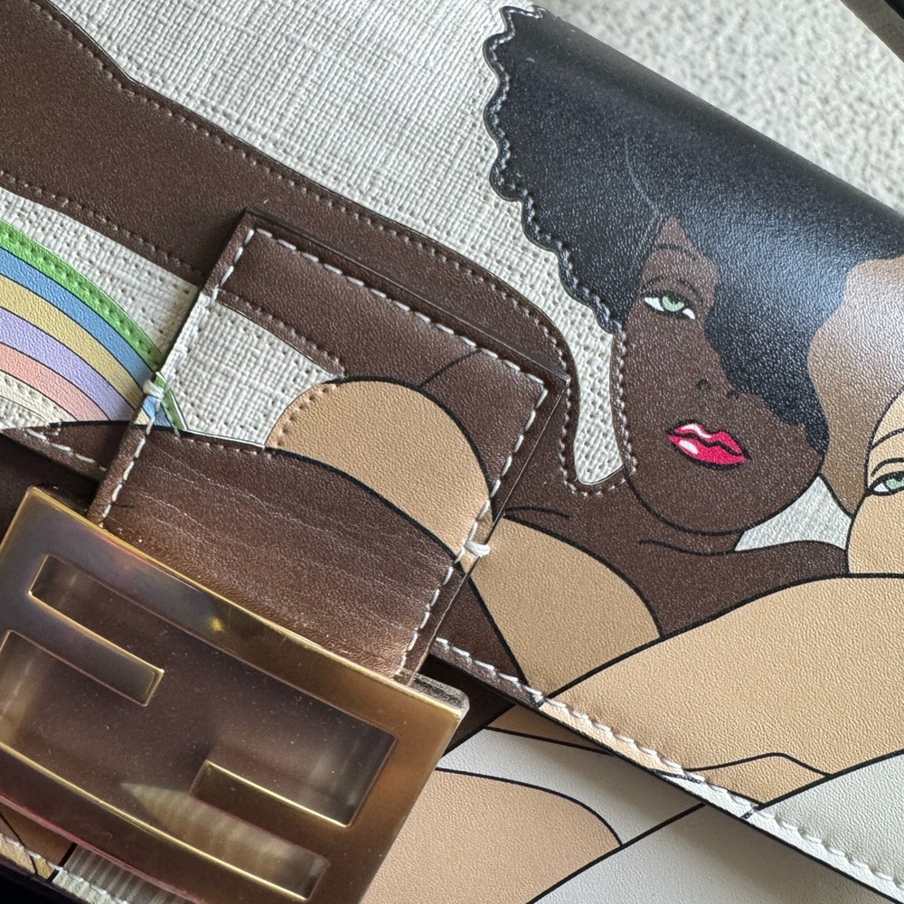 Fendi Mamma Baguette - Medium - Picture 5 of 5
